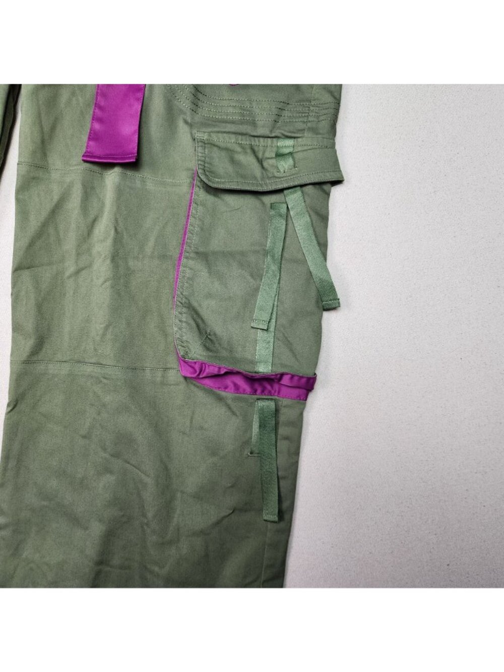 Nike DRI-FIT Women's Utility Cargo Olive Green Pants w/Fabric Belt Sz L 36/31 - Picture 7 of 16